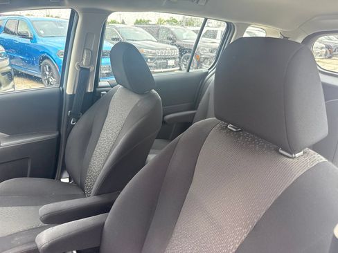 Used 2012 MAZDA MAZDA5 Sport FWD image 12