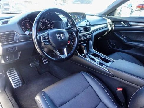Used 2019 Honda Accord Sport image 11