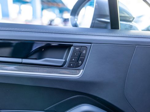 New 2026 Porsche Cayenne Turbo image 41