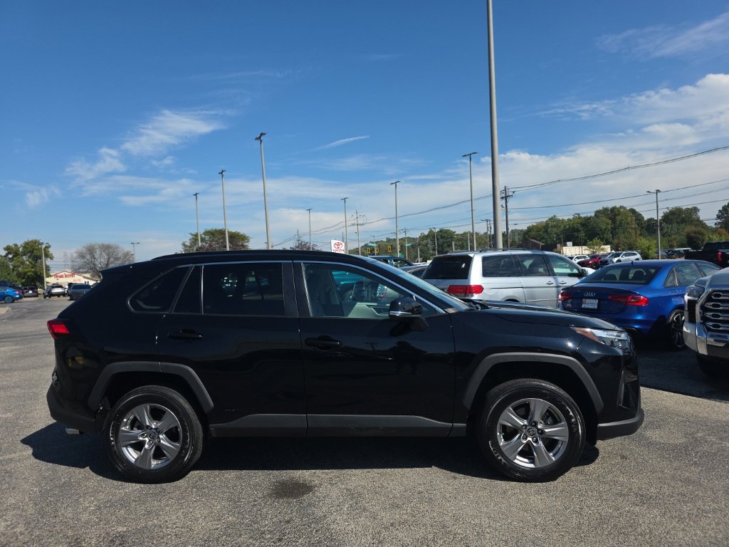 Certified 2024 Toyota RAV4 XLE w/ Convenience Package AWD/4WD image 4