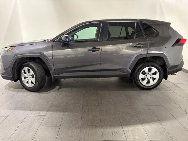 Used 2024 Toyota RAV4 LE FWD image 2