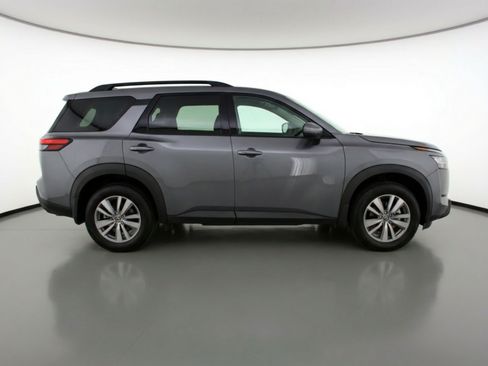 Used 2025 Nissan Pathfinder SV AWD/4WD image 11