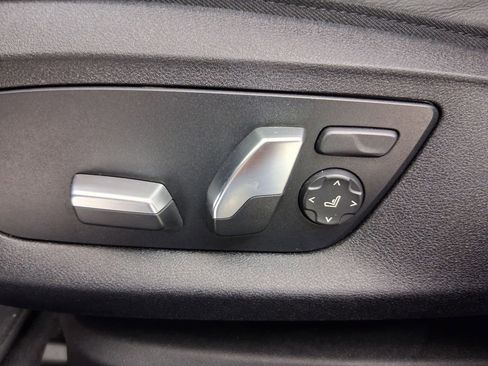 Certified 2023 BMW 540i w/ M Sport Package image 13