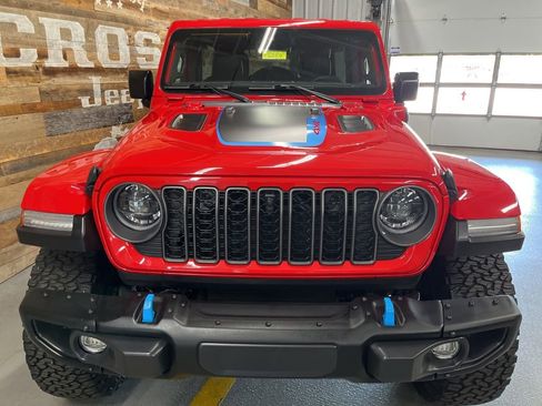 Used 2024 Jeep Wrangler Unlimited Rubicon 4xe AWD/4WD image 64