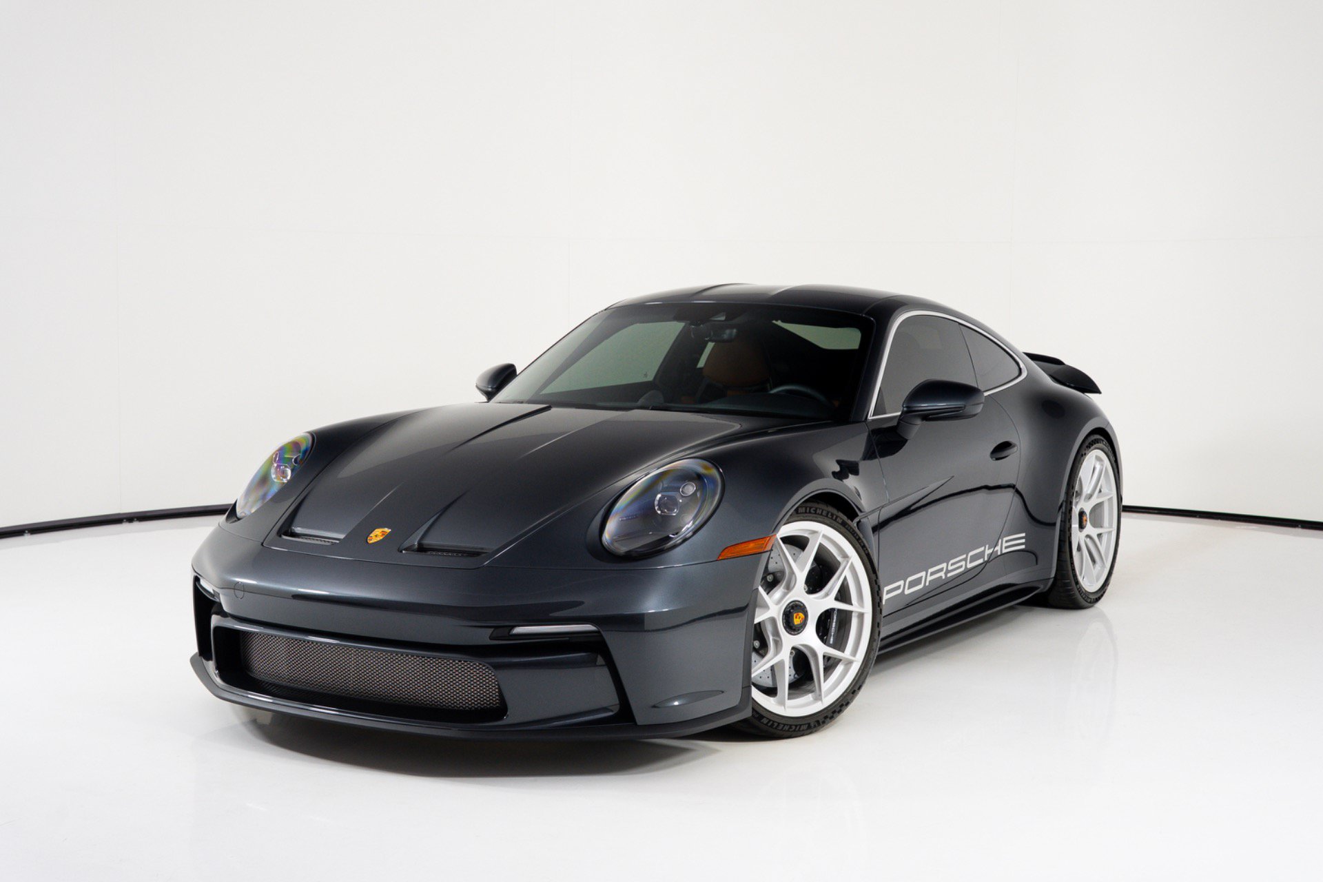 Used 2024 Porsche 911 GT3 RS RWD image 54