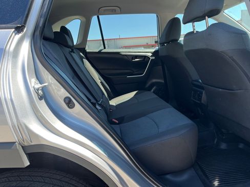 Certified 2025 Toyota RAV4 XLE FWD image 28