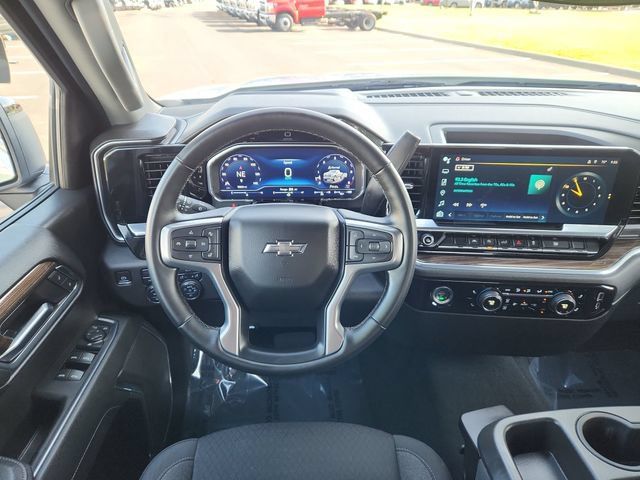 Used 2023 Chevrolet Silverado 1500 RST AWD/4WD image 22