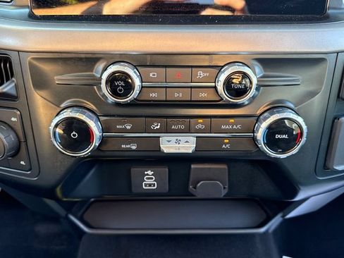 Used 2025 Ford F150 XLT w/ Equipment Group 301A Standard AWD/4WD image 29
