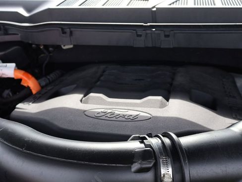Used 2023 Ford F150 Lariat w/ Equipment Group 502A High AWD/4WD image 19