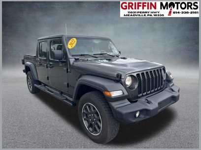 Used 2022 Jeep Gladiator Sport w/ Trailer Tow Package