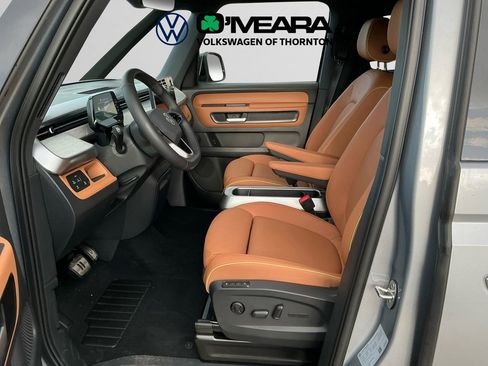 New 2025 Volkswagen ID. Buzz Pro S image 7