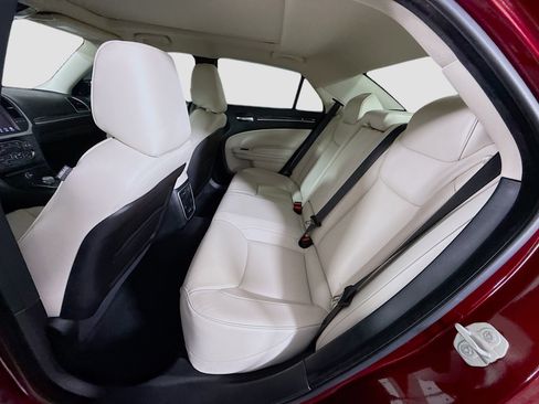 Used 2023 Chrysler 300 Touring L w/ Popular Equipment Group image 25