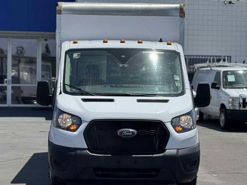 Used 2022 Ford Transit 350 DRW RWD image 9