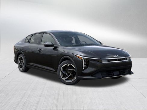 New 2025 Kia K4 EX image 8