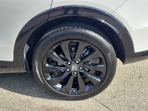 Used 2024 Buick Envista Sport Touring w/ Convenience I Package FWD image 28