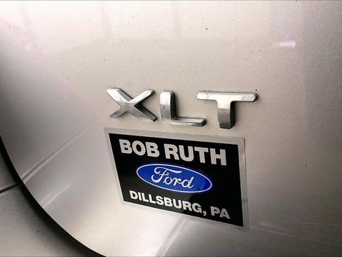 Used 2017 Ford Expedition XLT image 14