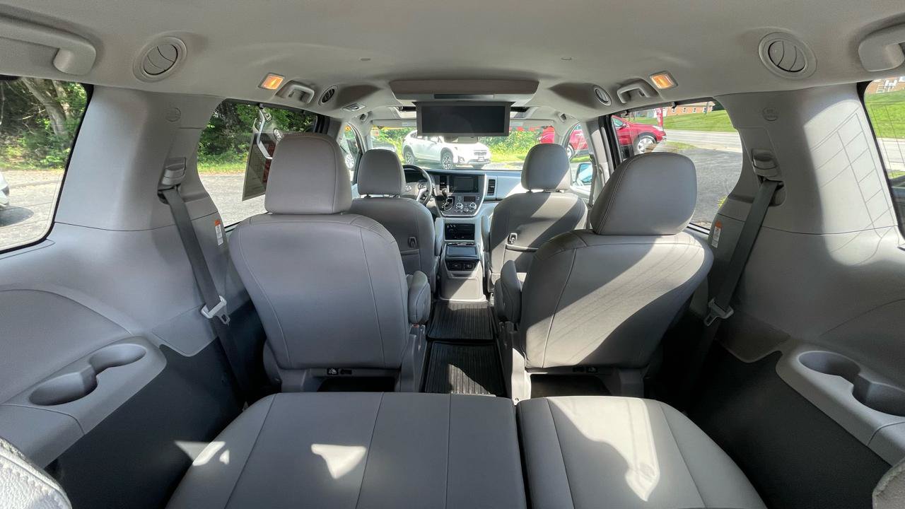 Used 2017 Toyota Sienna XLE Premium w/ Protection Package AWD/4WD image 23