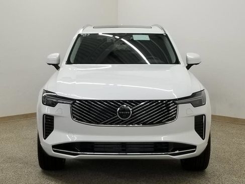 New 2025 Volvo XC90 T8 Plus w/ Protection Package Premier AWD/4WD image 5