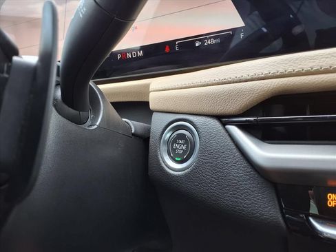 Certified 2025 Cadillac XT4 Premium Luxury FWD image 26