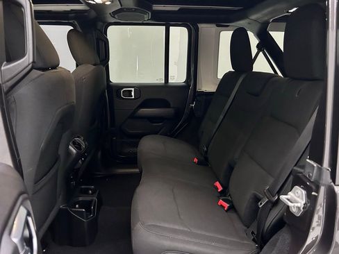 Used 2019 Jeep Wrangler Unlimited Sahara w/ Safety Group image 19