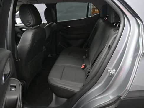 Used 2025 Buick Encore GX Preferred AWD/4WD image 11