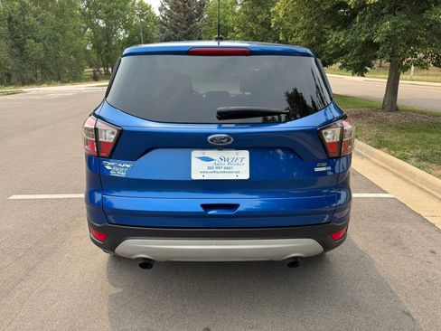 Used 2017 Ford Escape SE AWD/4WD image 3