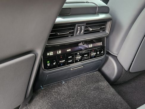 New 2026 Lexus LX 700h Luxury w/ Appearance Package AWD/4WD image 19