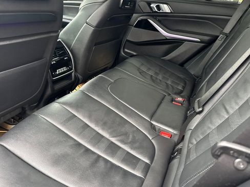 Used 2020 BMW X5 M50i w/ Executive Package image 12