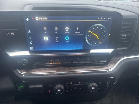 Used 2024 Chevrolet Silverado 1500 LT w/ Z71 Off-Road Package image 12