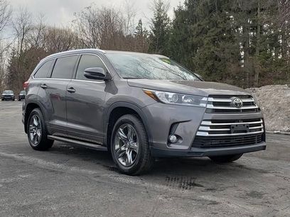 Used 2018 Toyota Highlander Limited Platinum