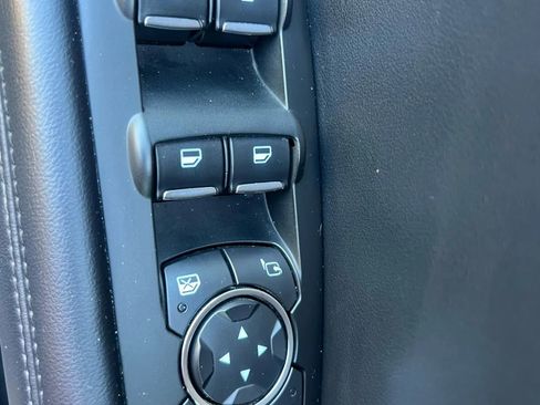 Used 2017 Lincoln MKZ Select image 14