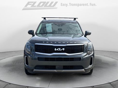 Used 2022 Kia Telluride EX image 3