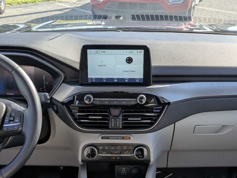 Certified 2024 Ford Escape Active FWD image 17
