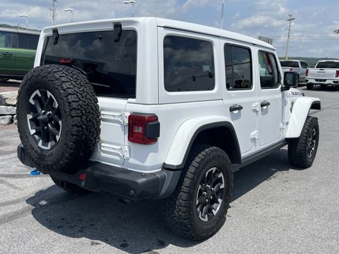 Used 2024 Jeep Wrangler Unlimited Rubicon 4xe AWD/4WD image 5