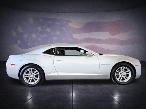 Used 2013 Chevrolet Camaro LT image 10
