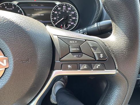 Used 2025 Nissan Sentra SV image 19