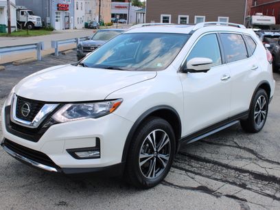 Used 2019 Nissan Rogue SV w/ Sun & Sound Touring Package