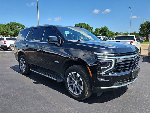 Used 2025 Chevrolet Tahoe LS RWD image 19