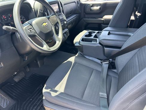 Used 2022 Chevrolet Silverado 1500 RST RWD image 9