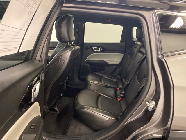 Used 2023 Jeep Compass Limited w/ Sun and Sound Group AWD/4WD image 21