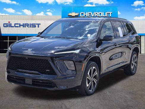 Used 2025 Buick Enclave Sport Touring w/ Power Package FWD image 4