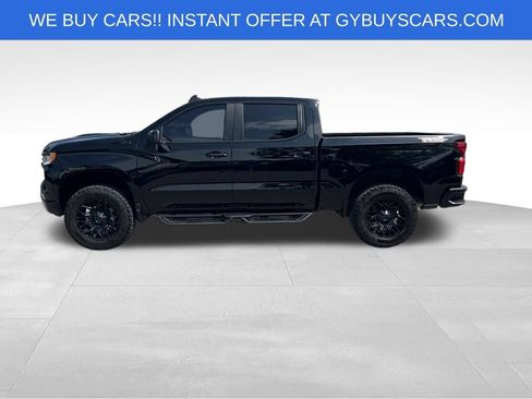 Used 2023 Chevrolet Silverado 1500 LT Trail Boss w/ LPO, Dark Essentials Package AWD/4WD image 3