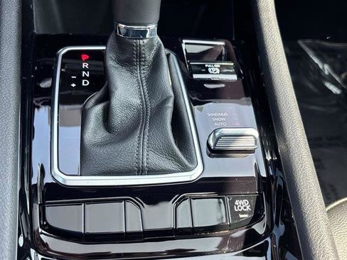 Certified 2024 Jeep Compass Limited w/ High Altitude Package image 28