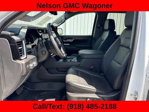 Used 2023 GMC Sierra 1500 Denali w/ Denali Reserve Package AWD/4WD image 13
