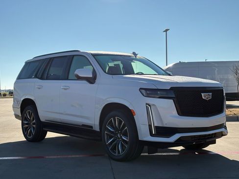 Used 2024 Cadillac Escalade Sport image 1