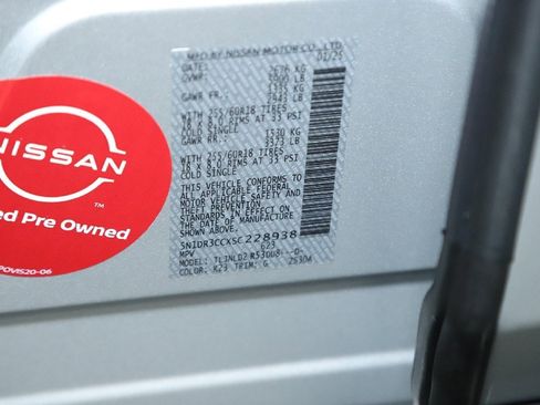 Certified 2025 Nissan Pathfinder SL image 21