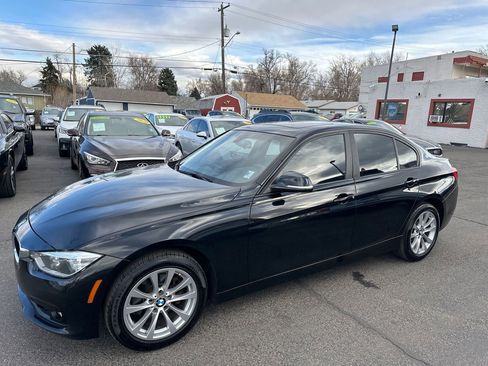 Used 2018 BMW 320i xDrive Sedan image 10