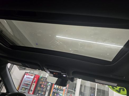 Used 2023 Lexus RX 350 Premium image 35