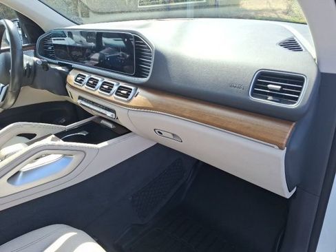 Used 2020 Mercedes-Benz GLE 350 4MATIC image 22