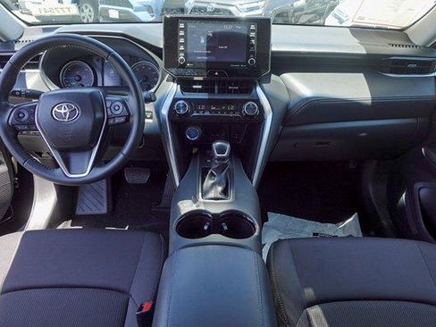 Certified 2022 Toyota Venza LE AWD/4WD image 25